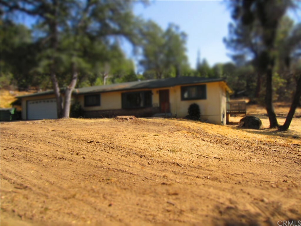 Property Photo:  51060 Road 426  CA 93644 