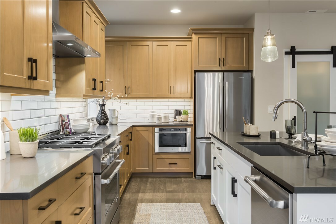Property Photo: 16501 77th Ave NE WA 98028