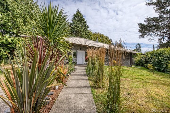 Property Photo: 490 Dolphin Ave NE WA 98569