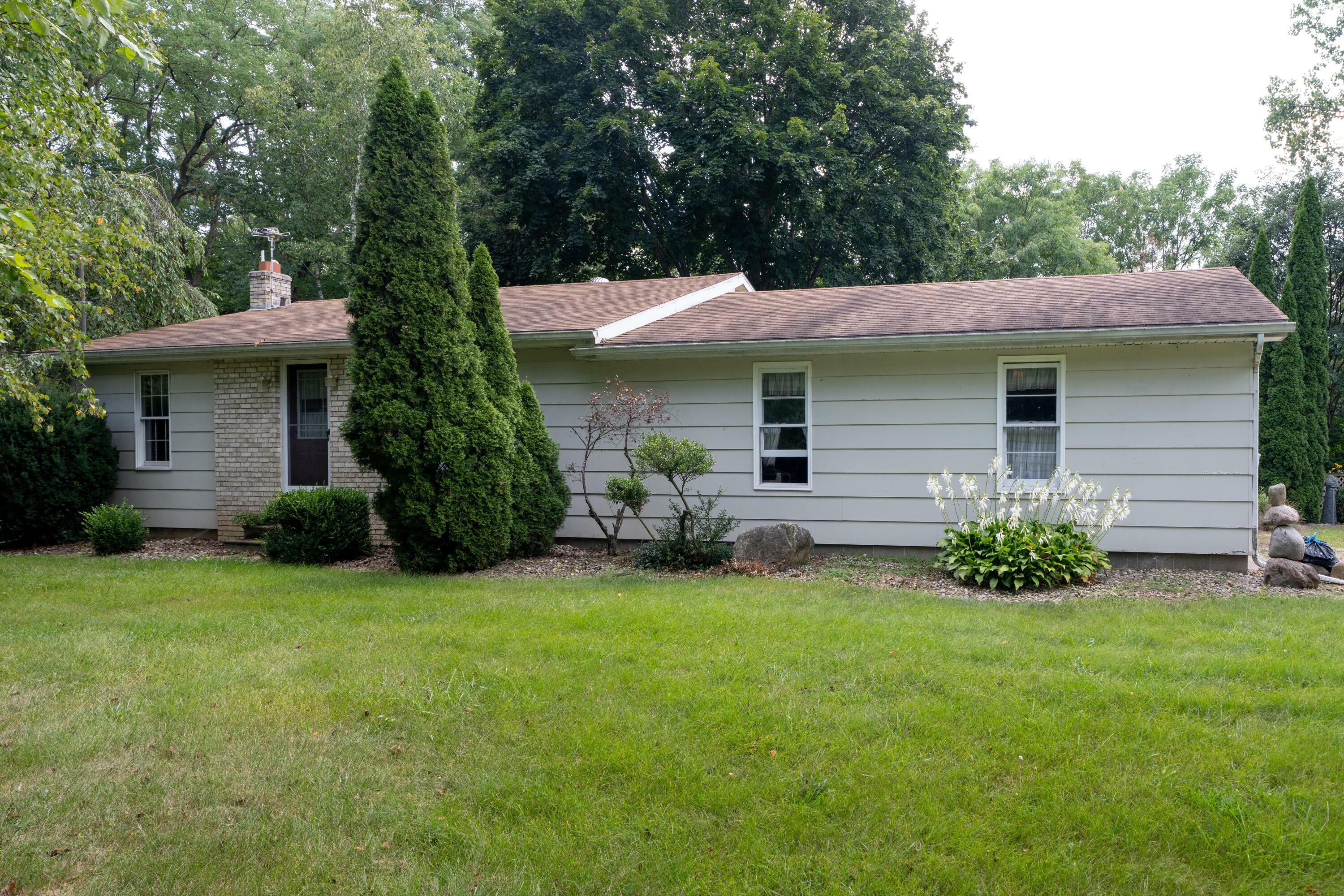 Property Photo:  6119 Moon Lake Road  MI 49201 