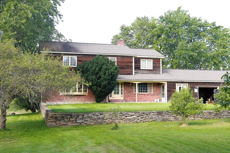 Property Photo:  8074 Spear Street  VT 05482 