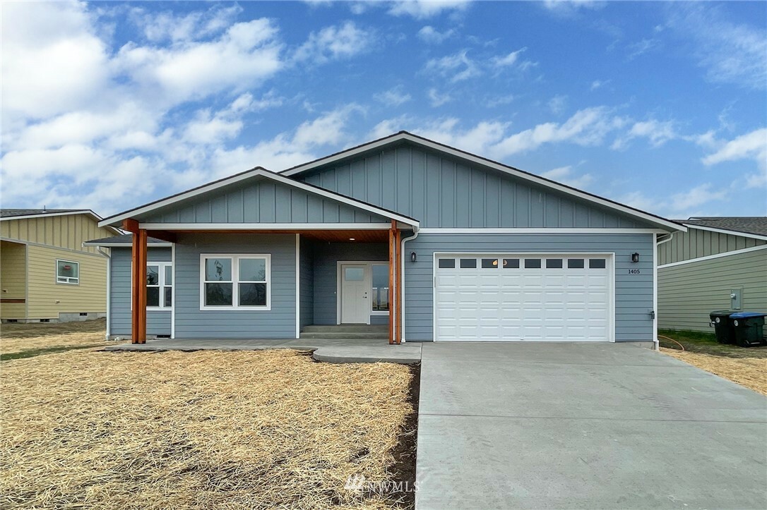 Property Photo:  1405 Rook Drive  WA 98362 