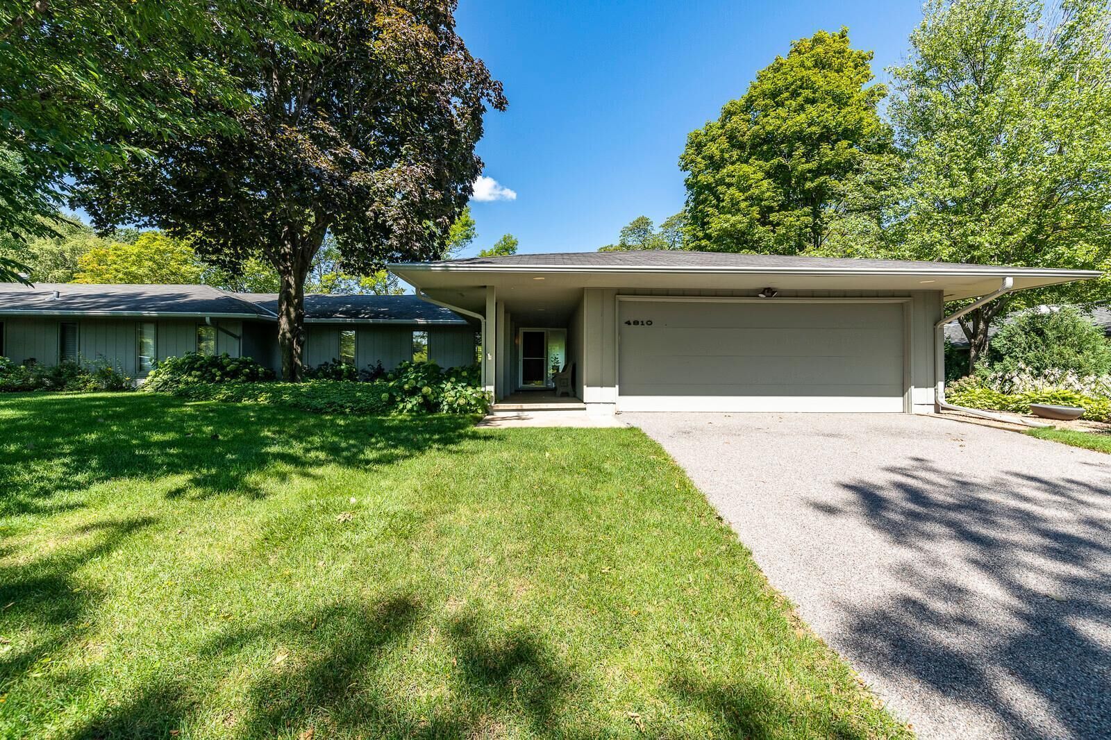 Property Photo: 4810 Regents Walk MN 55331