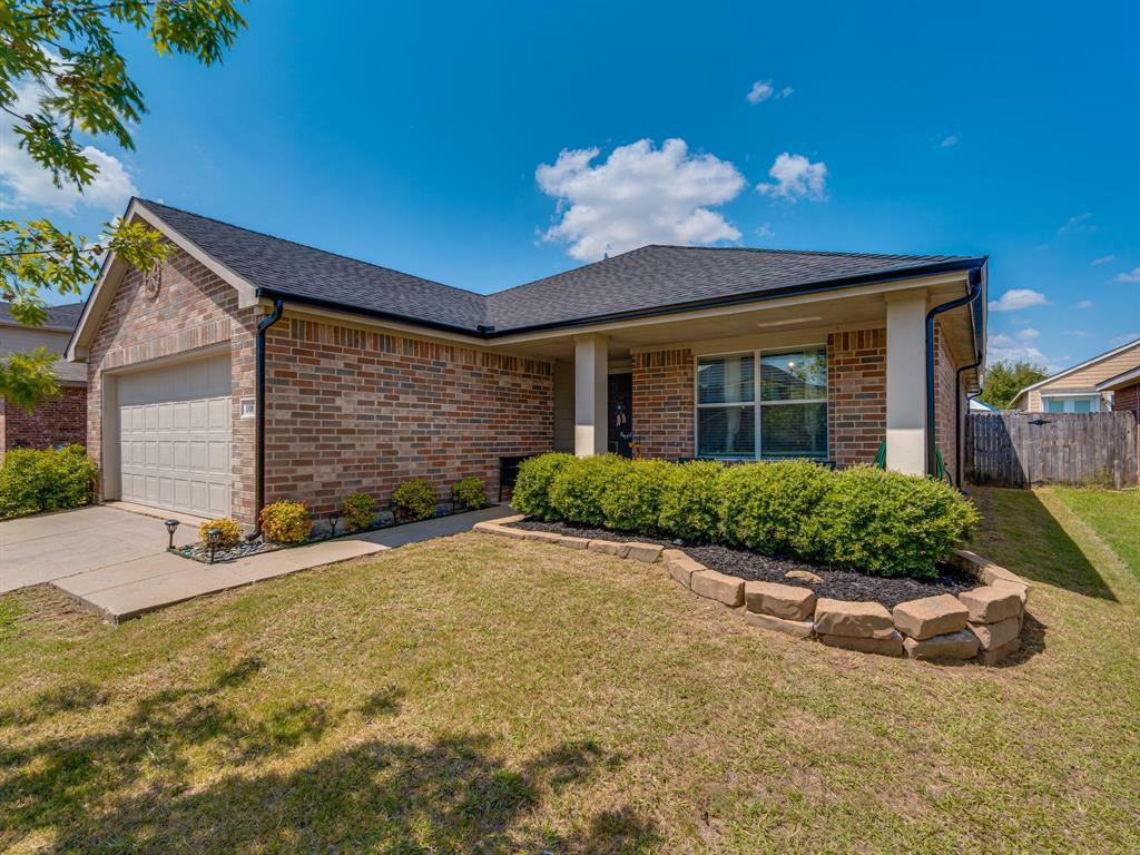 Property Photo:  108 Jefferson Drive  TX 76084 