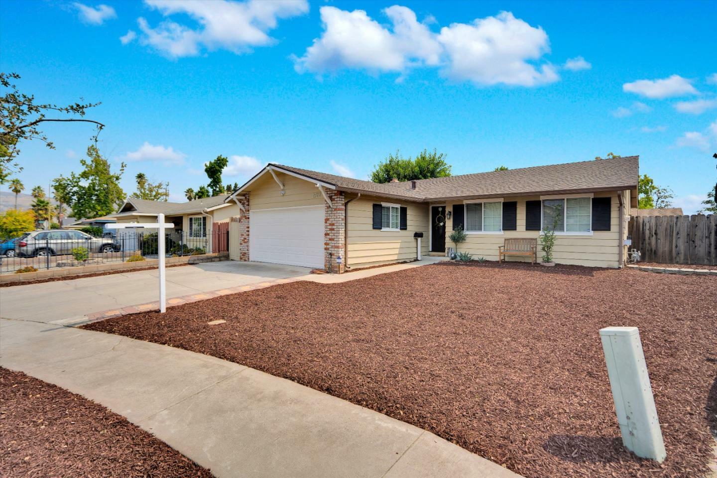 Property Photo: 1723 Vista Glen Court CA 95122