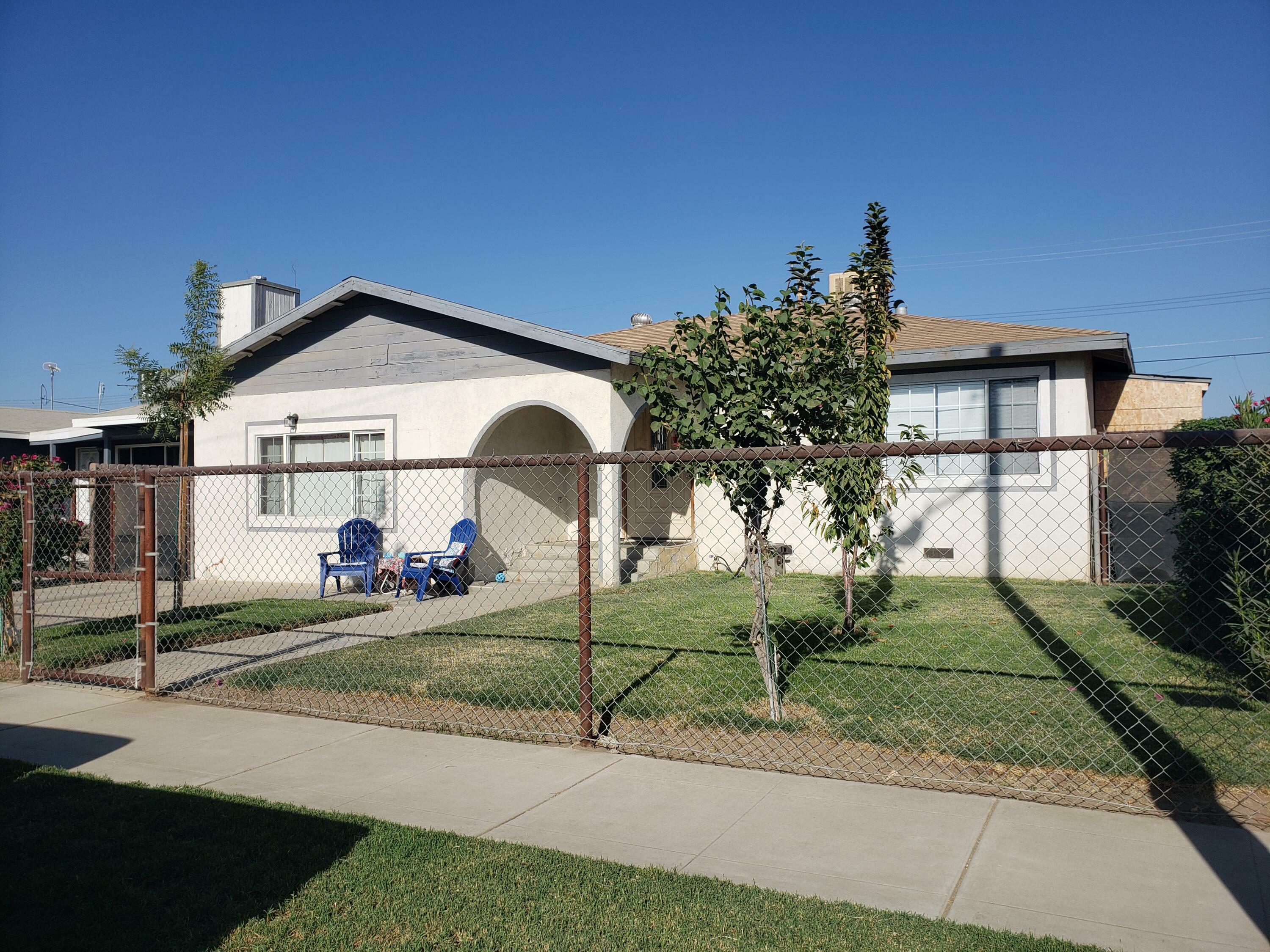 616 S Howard Street  Tulare CA 93274 photo