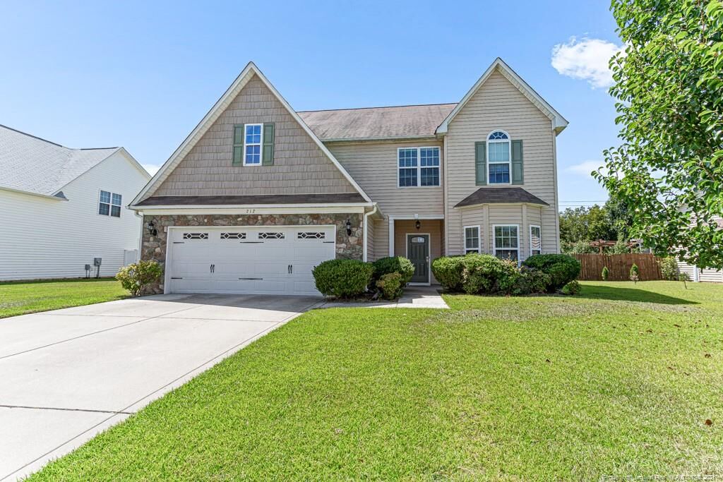 Property Photo: 212 Tadcaster Court NC 28376