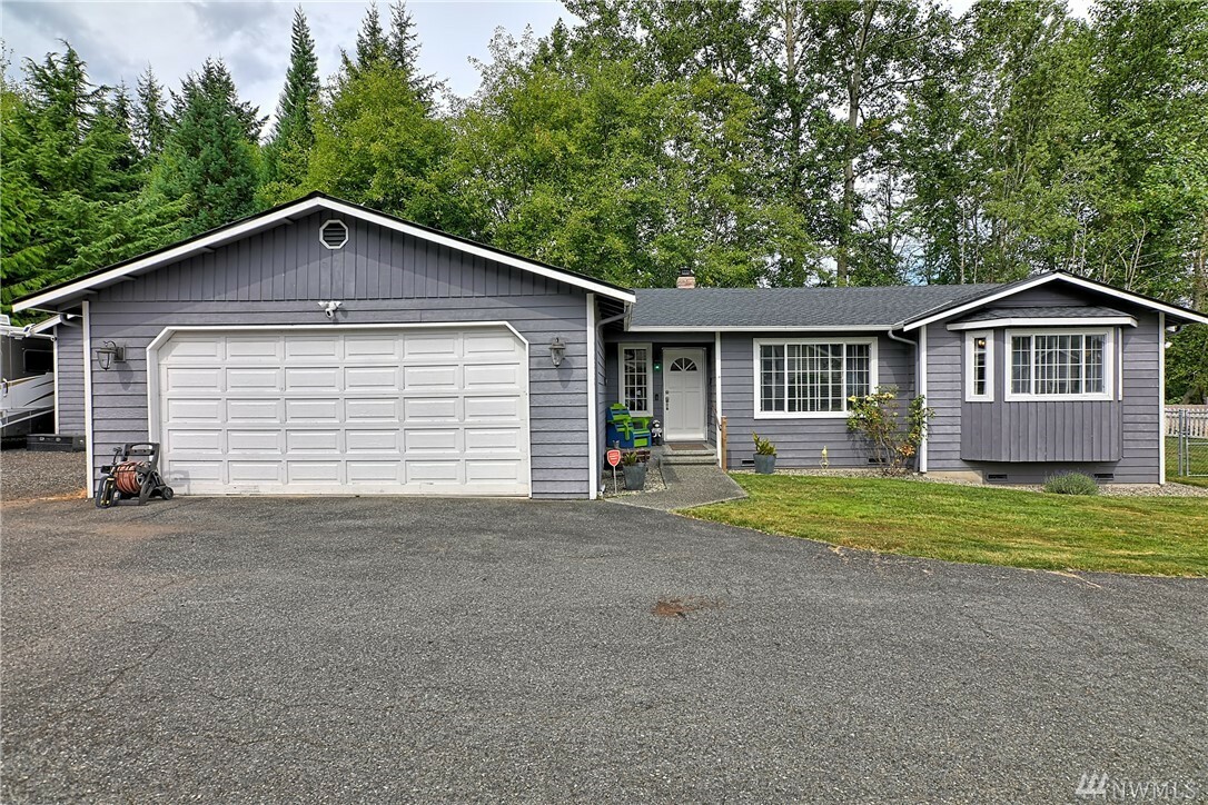 Property Photo:  7928 Meridian Ave  WA 98203 