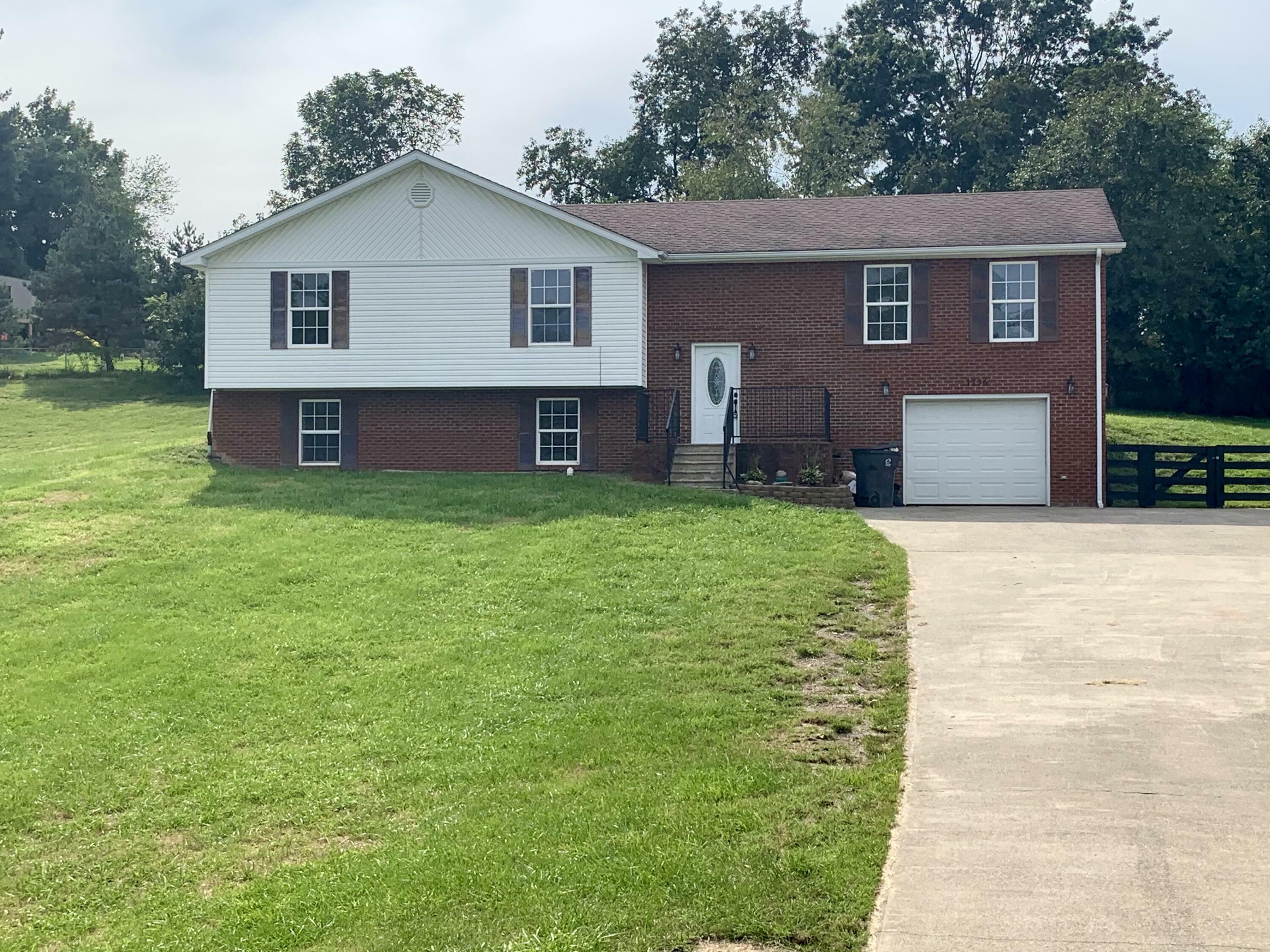 Property Photo:  1756 Lancaster Road  KY 40475 