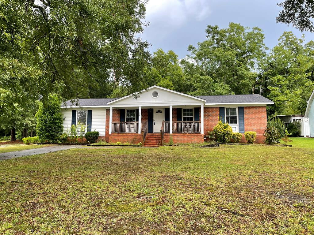 Property Photo:  424 Westview Drive  GA 30824 