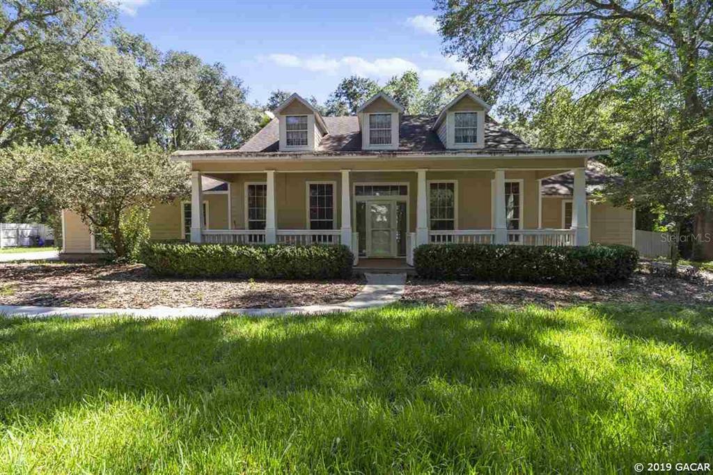 Property Photo:  2809 SW 132nd Terrace  FL 32618 