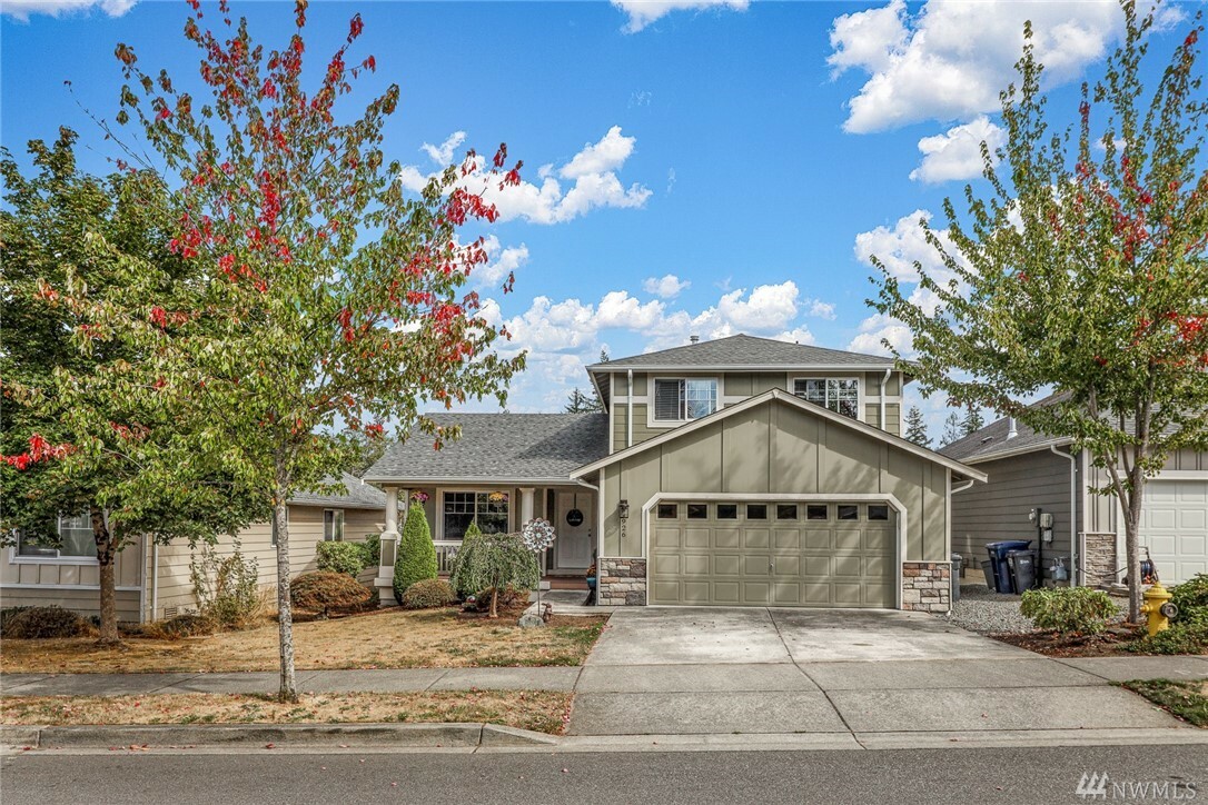 Property Photo:  926 Dallas St  WA 98274 