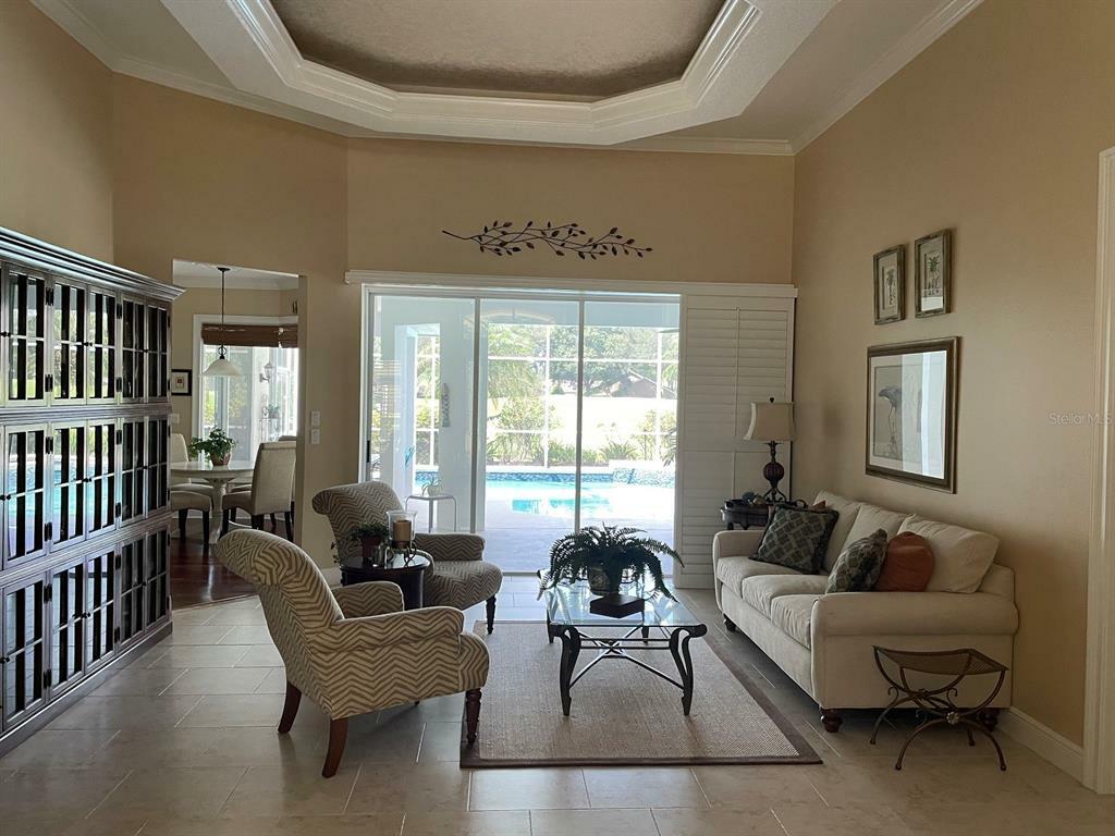 Property Photo:  5007 Greenbriar Trail  FL 32757 