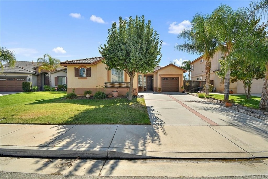 Property Photo:  1558 Shadow Hill Trail  CA 92223 