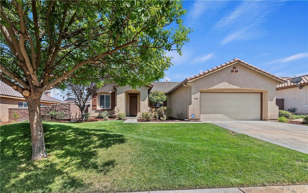 Property Photo:  33084 Jasper Circle  CA 92584 