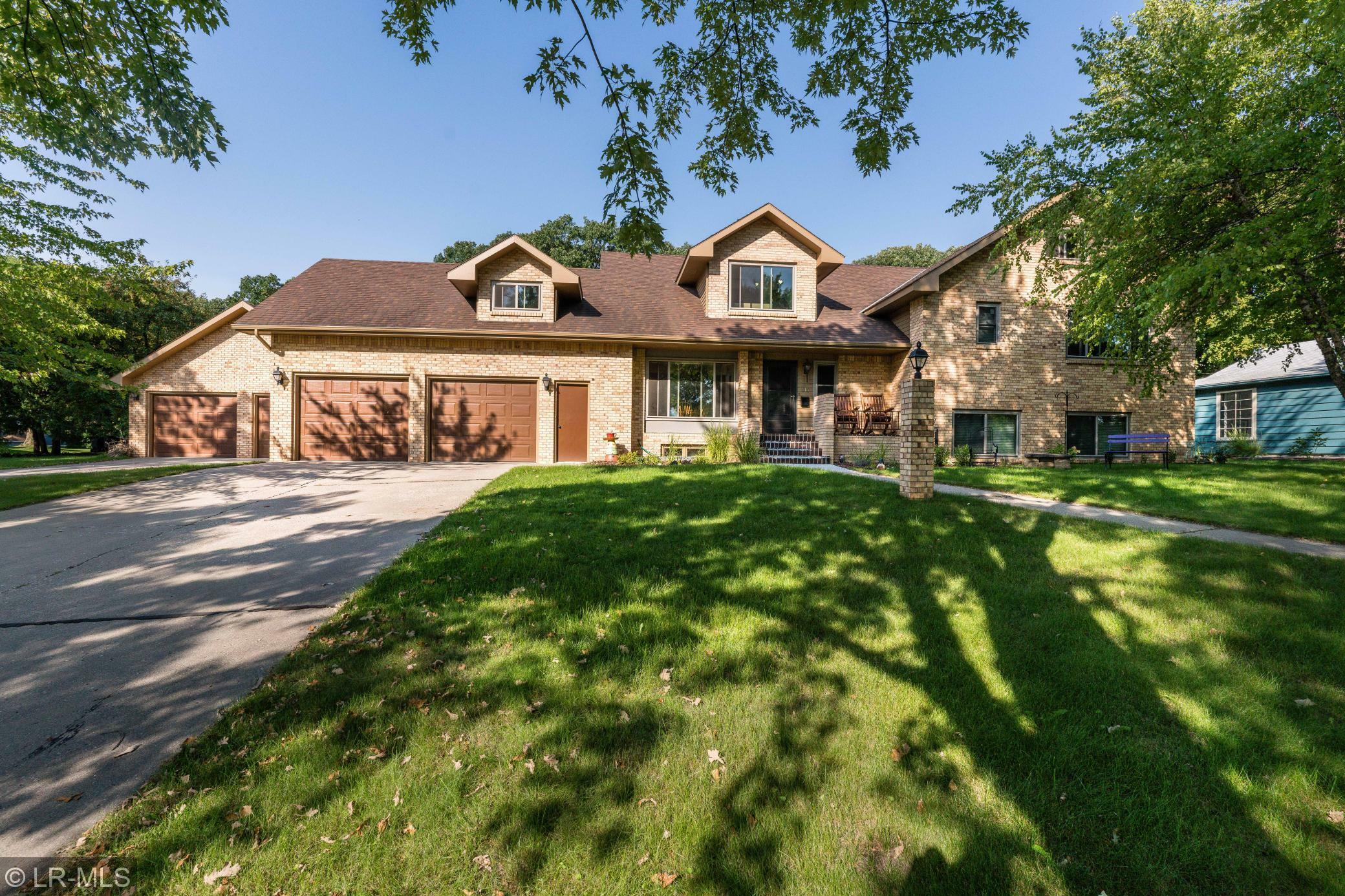 Property Photo: 515 W Lakeside Drive MN 56537