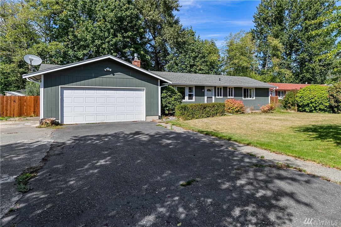 Property Photo:  1266 Vista Cir  WA 98264 