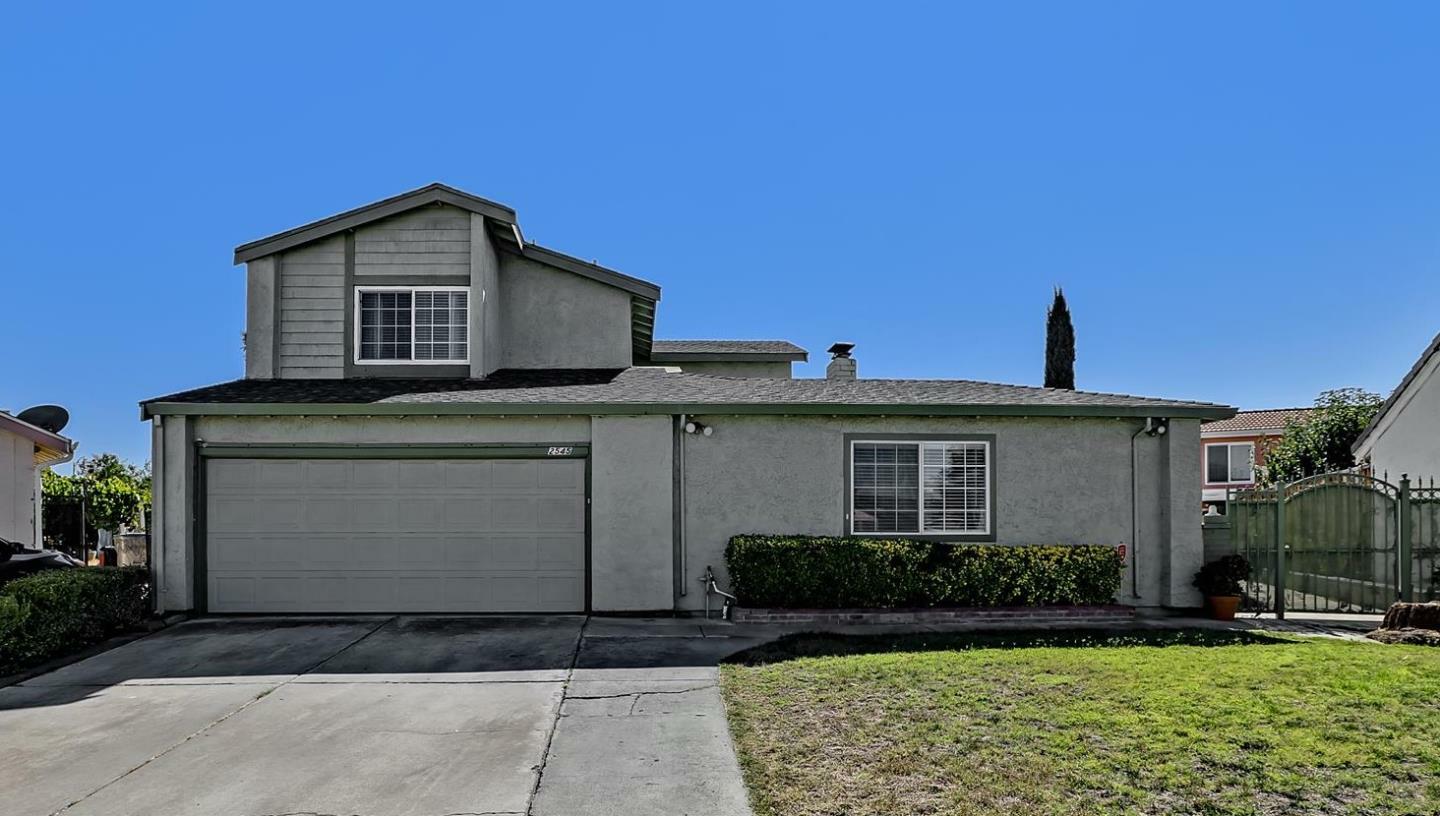 Property Photo: 2545 Edgedale Court CA 95122