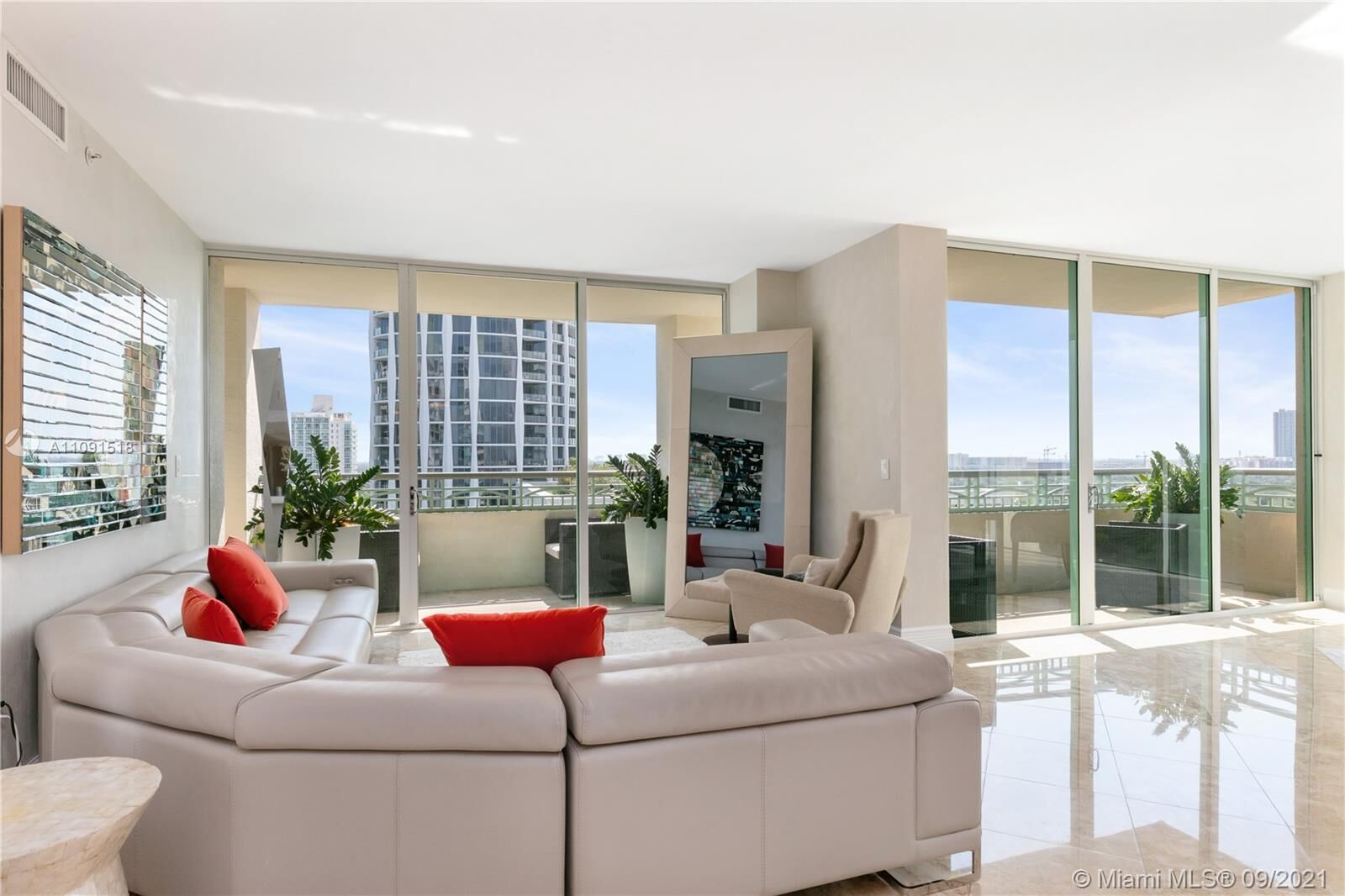 Property Photo: 3350 SW 27th Ave 1504 FL 33133
