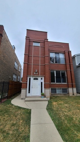 Property Photo:  3528 W Shakespeare Avenue 2  IL 60647 