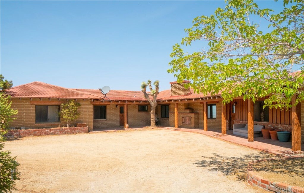 Property Photo:  30066 Longview Road  CA 93553 