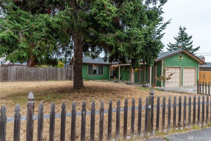 726 SW Heller St  Oak Harbor WA 98277 photo