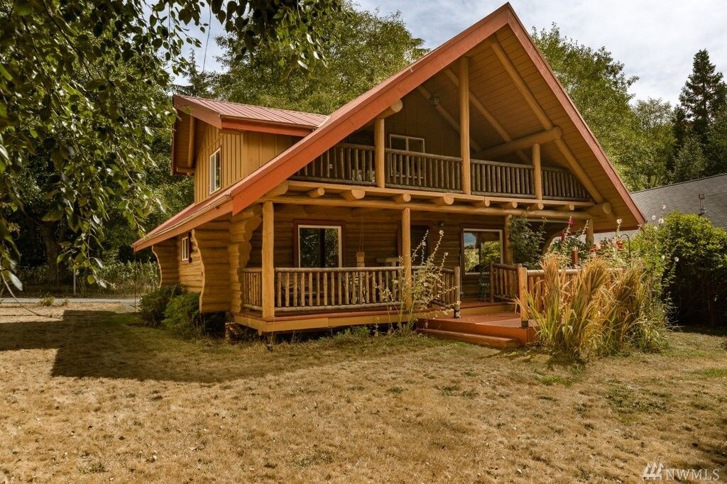 Property Photo:  1145 Dewey Dr  WA 98239 