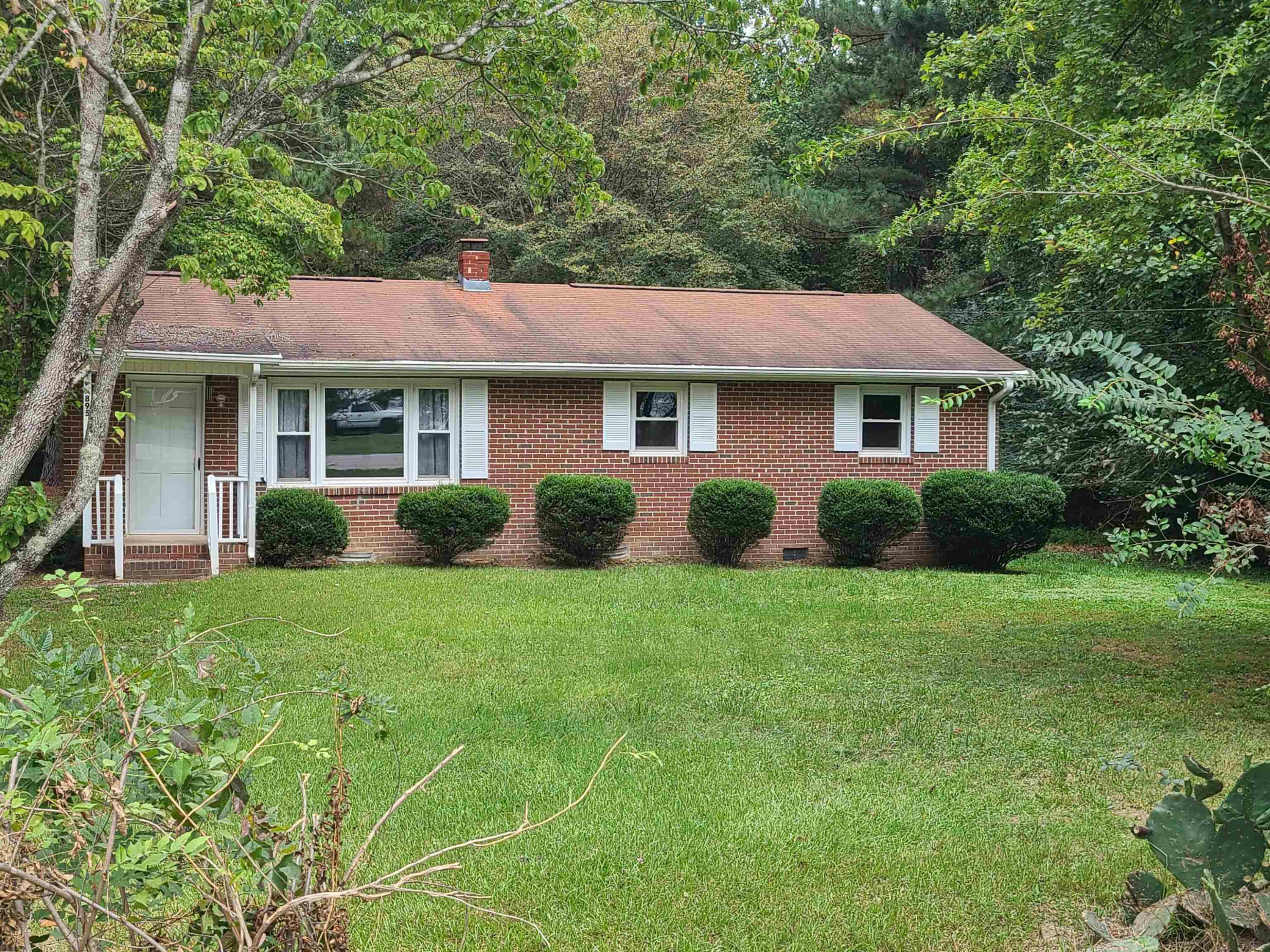 Property Photo:  895 River Road  NC 27549 