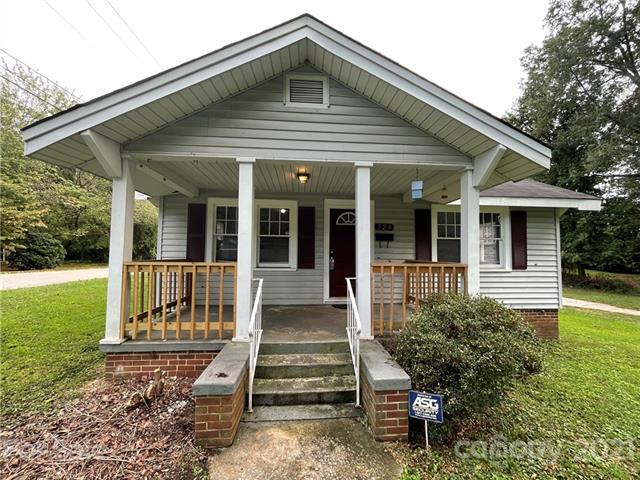324 N Linwood Avenue  Charlotte NC 28216 photo