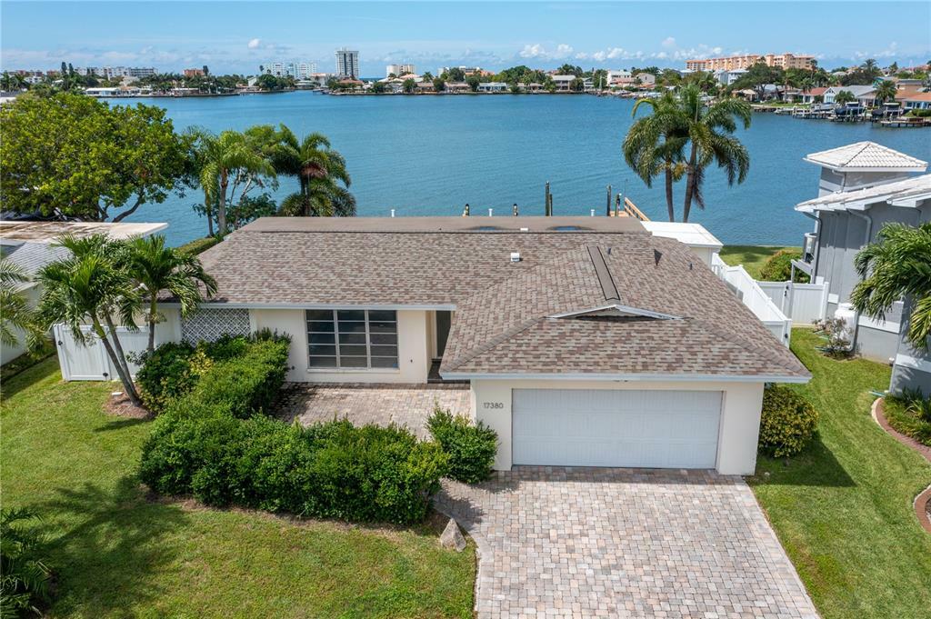 Property Photo:  17380 Kennedy Drive  FL 33708 