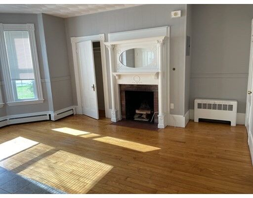 Property Photo:  29 Conant Street 1  MA 01923 