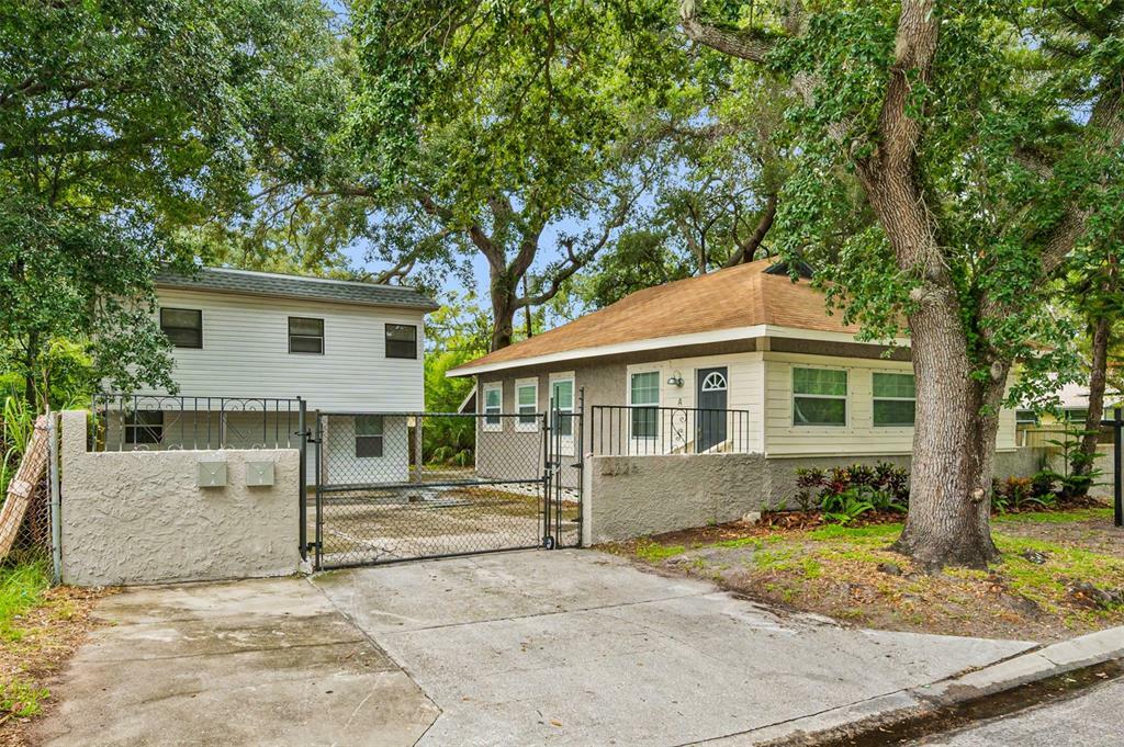 1725 Preston Street S  St Petersburg FL 33712 photo