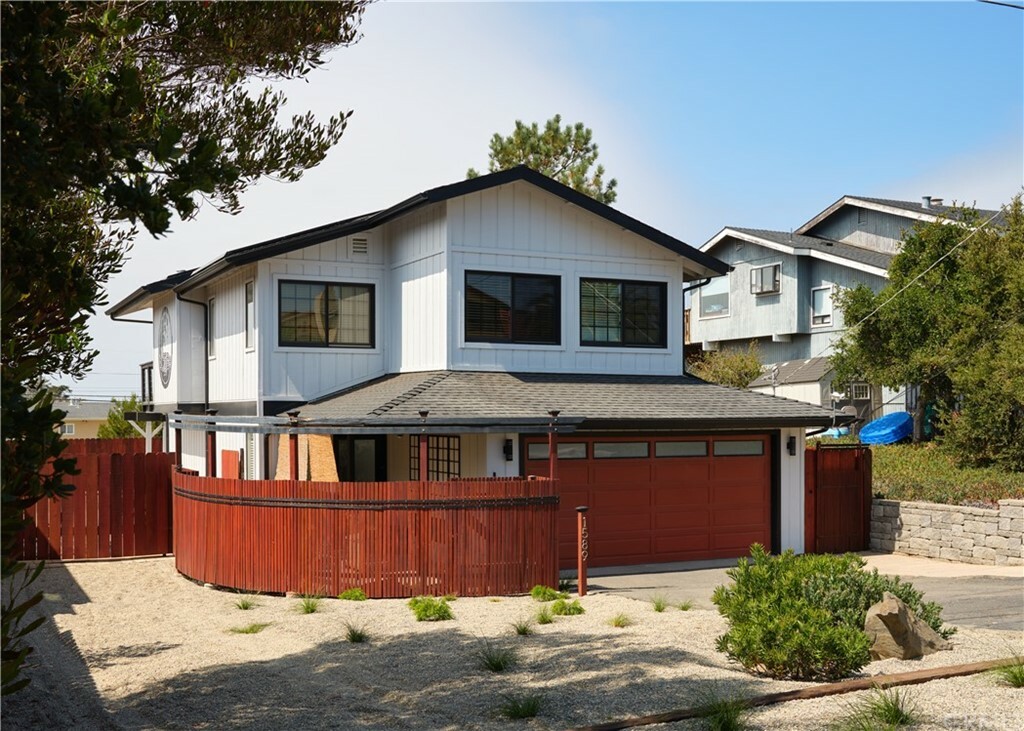 Property Photo:  1589 12th Street  CA 93402 