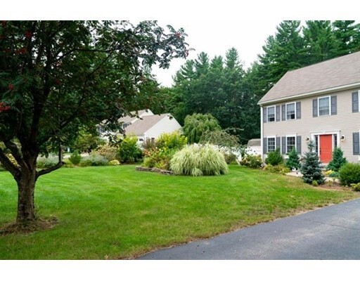 Property Photo: 6 Windsor Court NH 03865