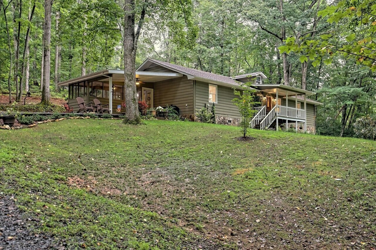 Property Photo:  2088 Ivy Mountain  GA 30546 