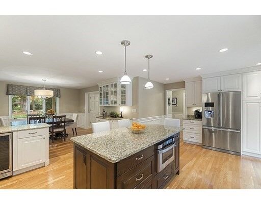 Property Photo: 16 Karlton Circle MA 01810