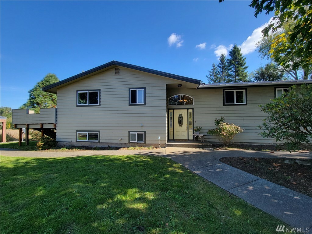 Property Photo: 5804 Hannegan Rd WA 98226