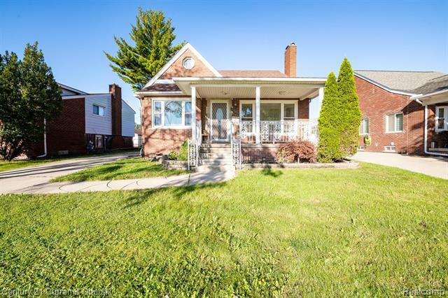 Property Photo:  5657 Oakman Boulevard  MI 48126 