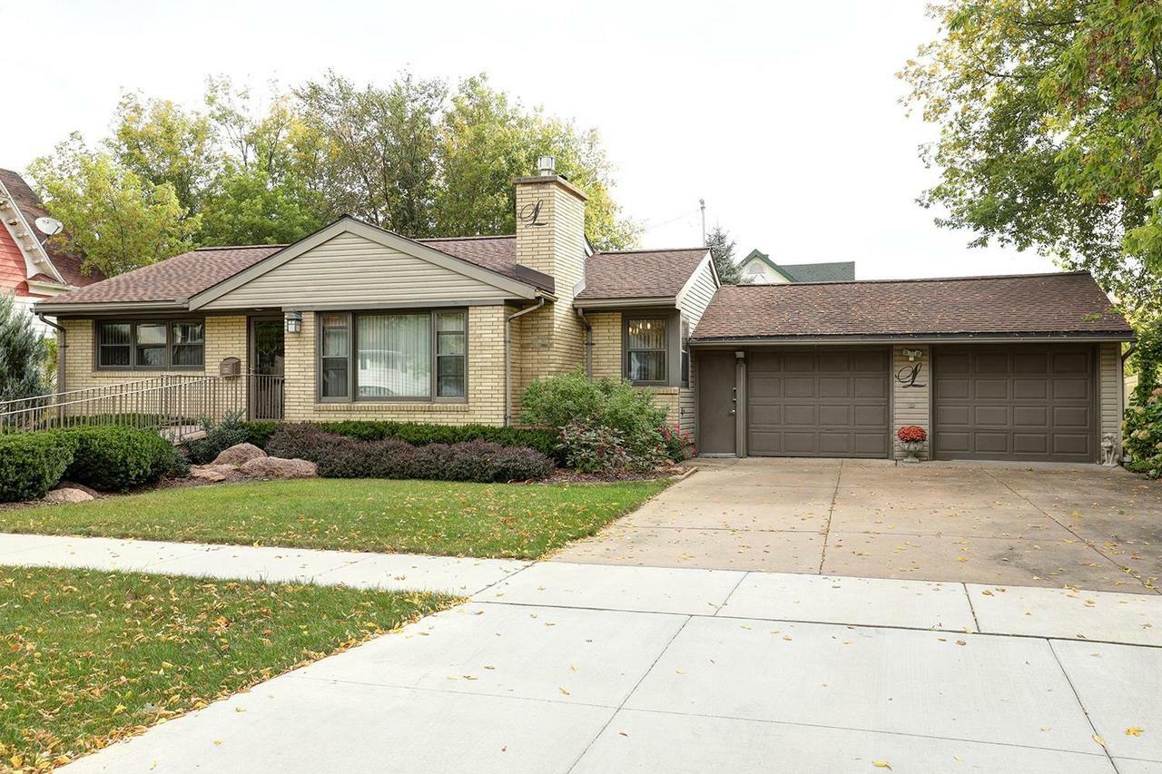 Property Photo:  721 Maryland Avenue  WI 54476 