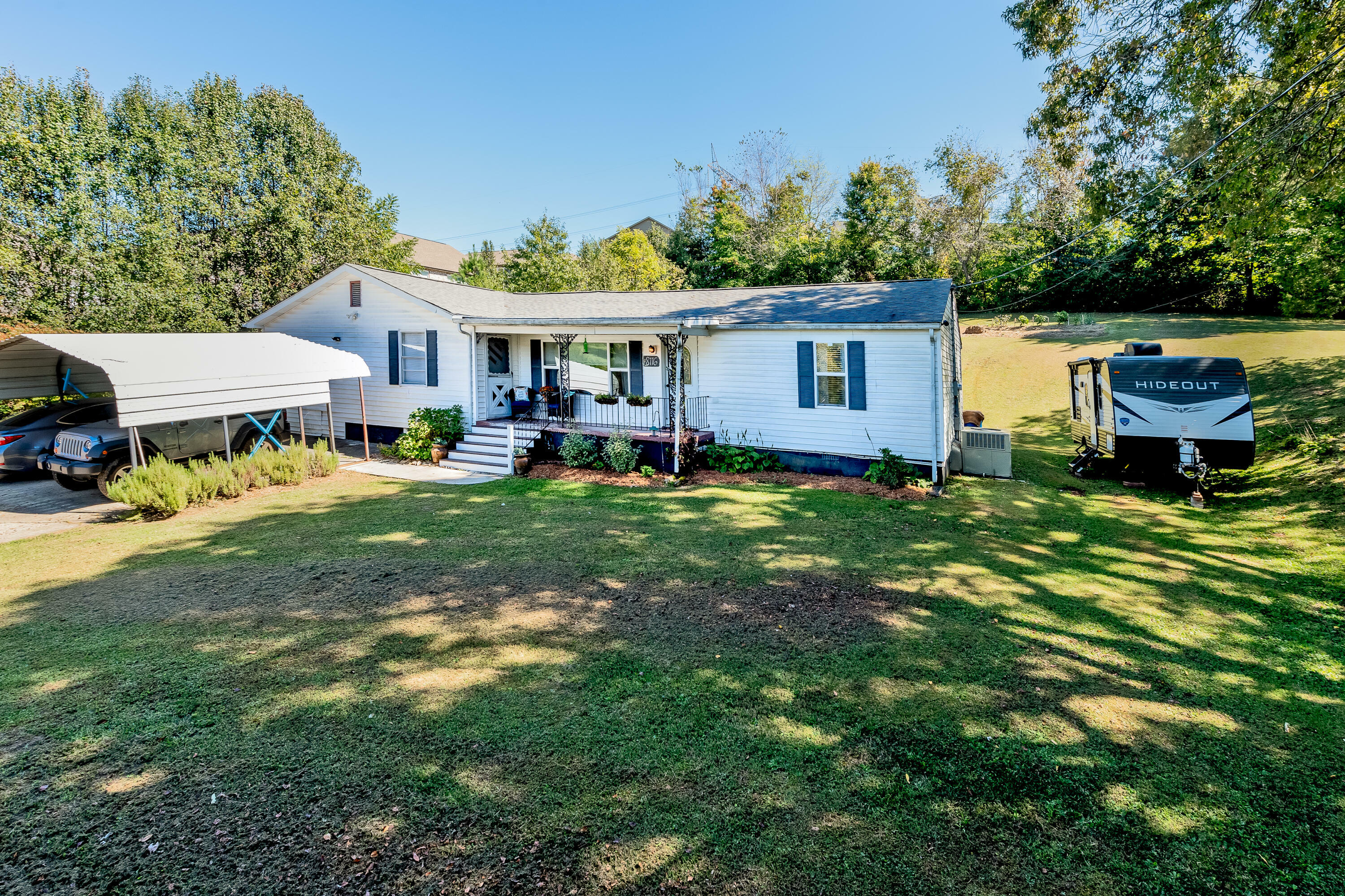 Property Photo:  8116 Pelleaux Rd  TN 37938 