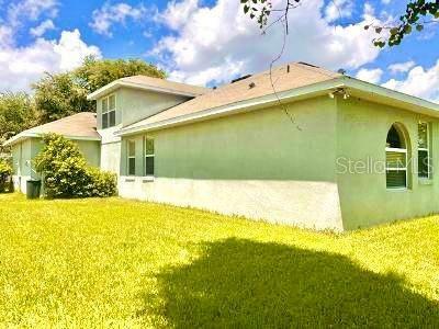 Property Photo:  518 Woodford Drive  FL 32713 