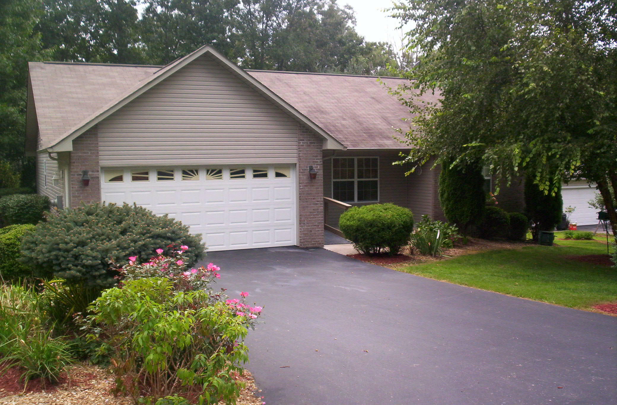 Property Photo:  5006 Chinook Lane  TN 38572 