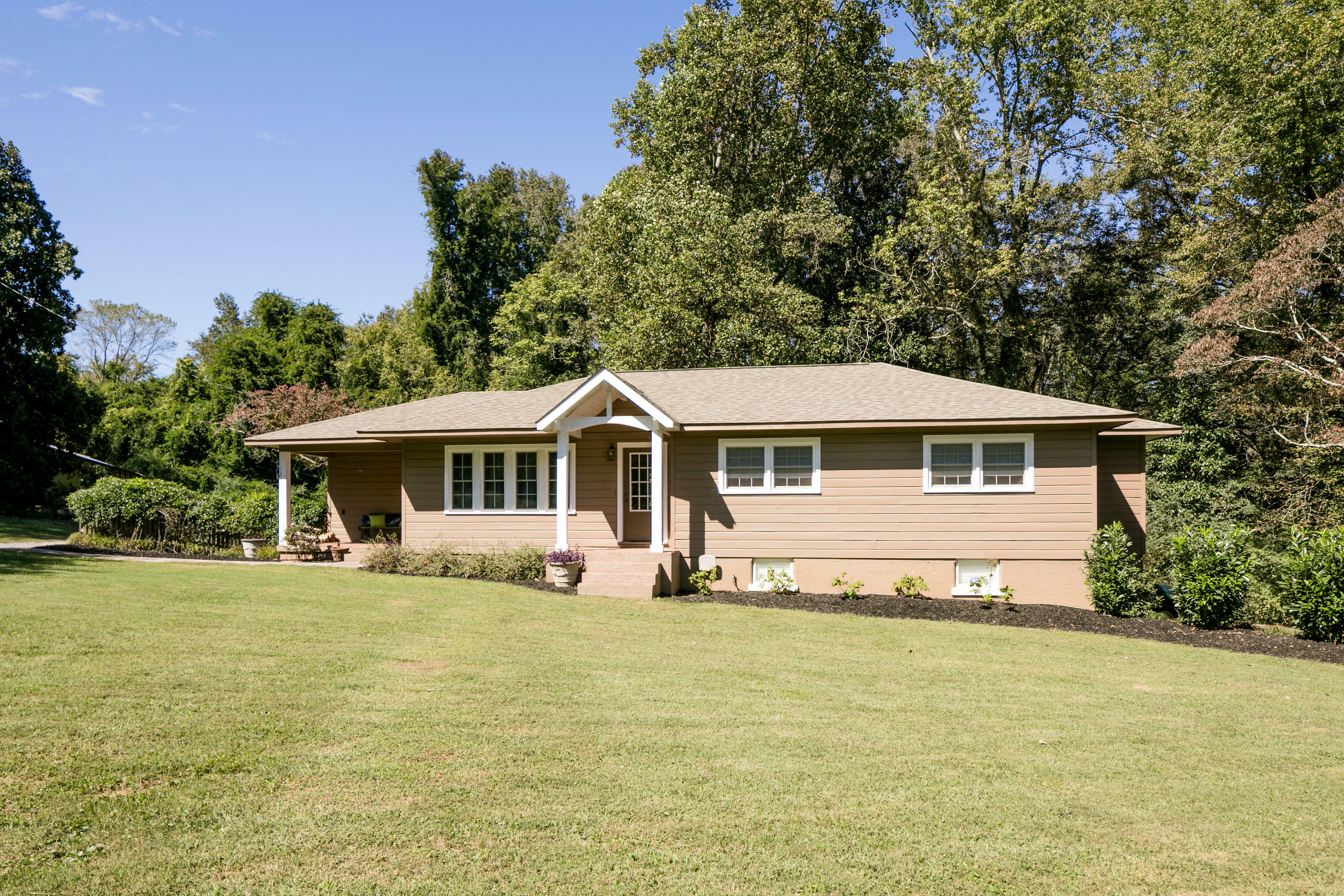 Property Photo:  1218 Woodward Park  TN 37303 