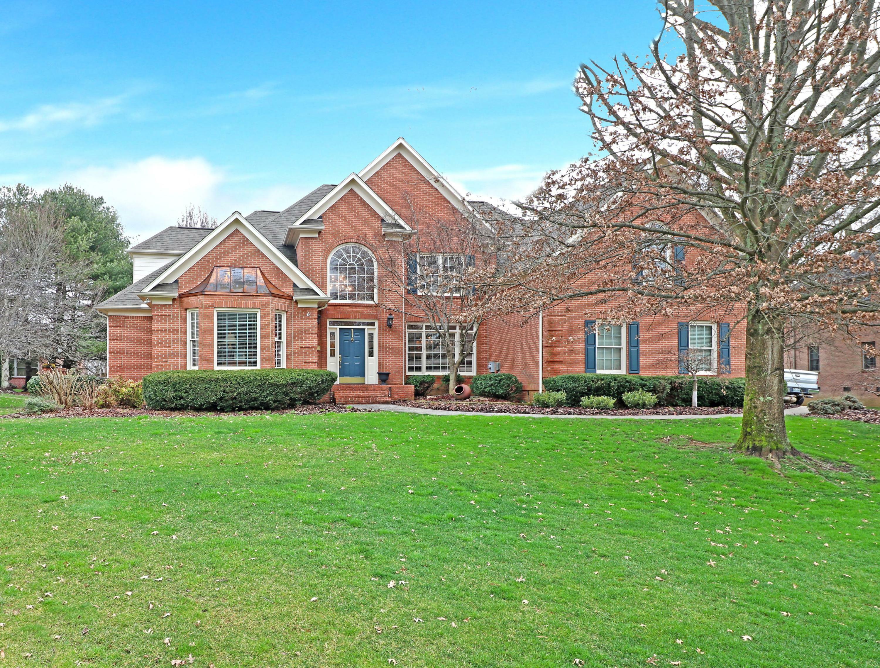 Property Photo:  220 Sandringham Court  TN 37934 