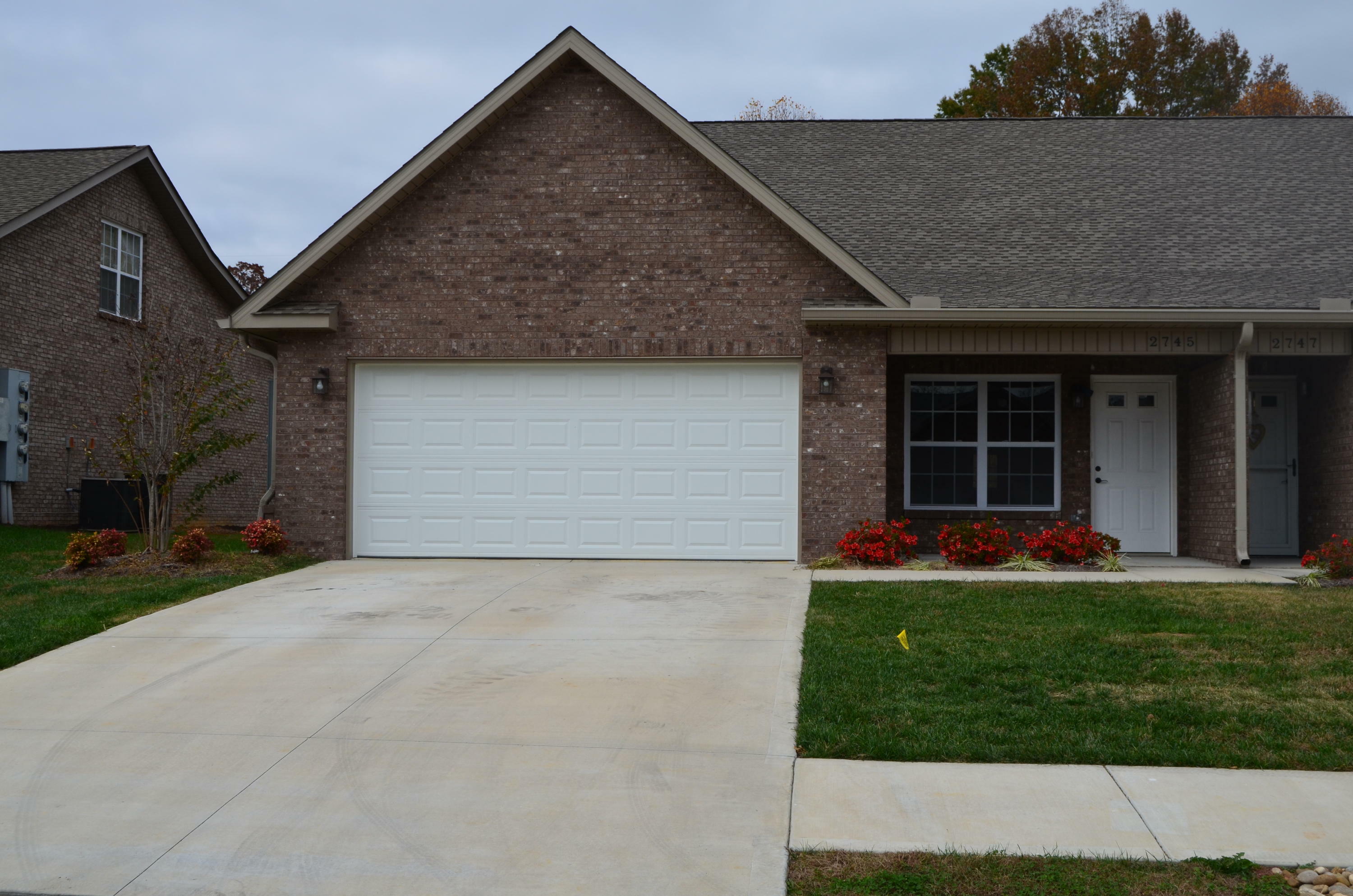 2745 Waters Place Drive  Maryville TN 37803 photo