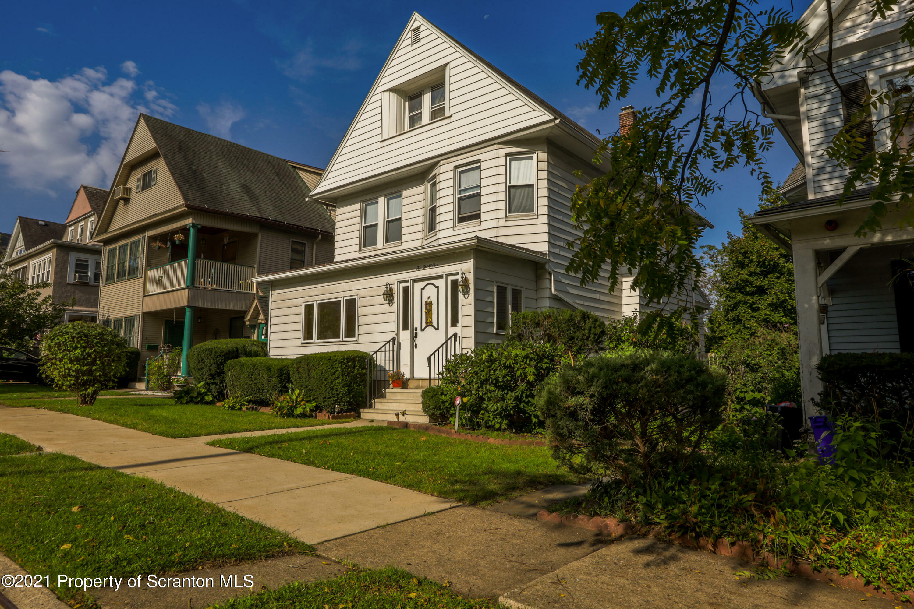 Property Photo:  1031 Quincy Avenue  PA 18510 