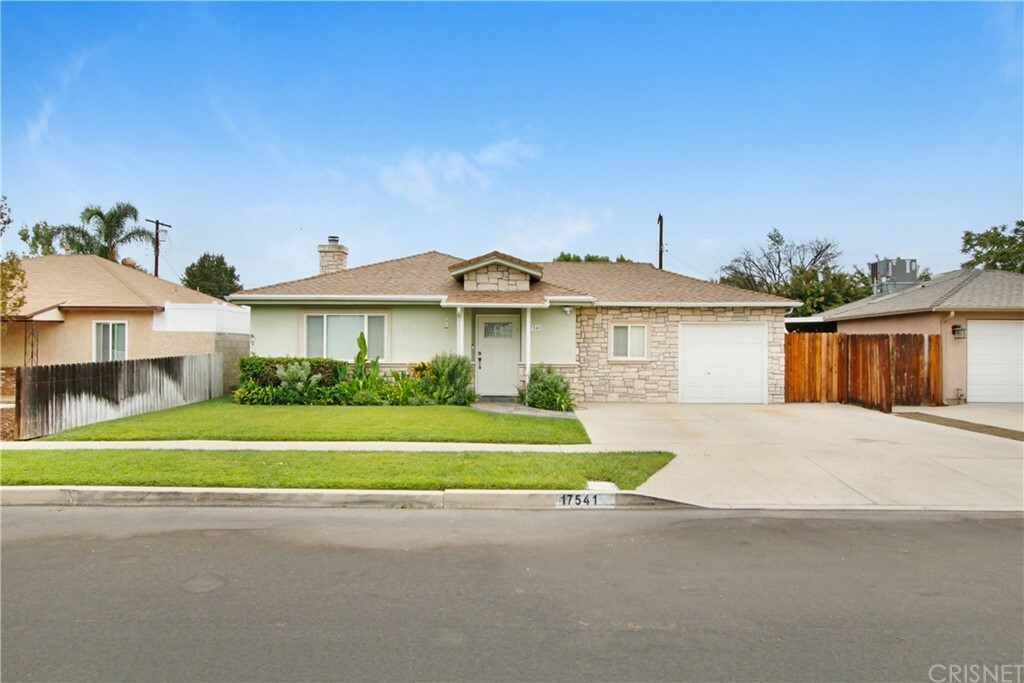 Property Photo:  17541 Lorne Street  CA 91325 