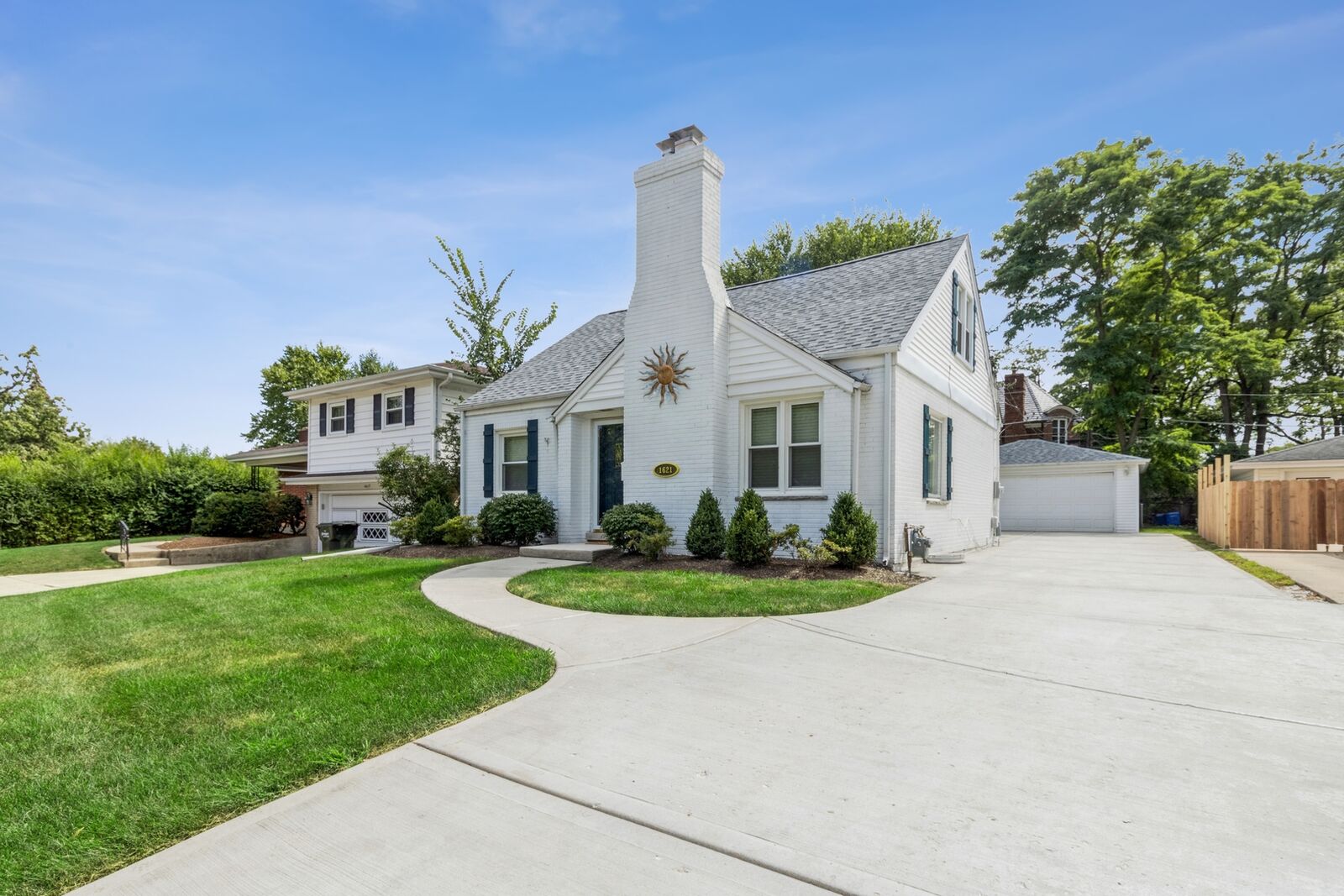 Property Photo:  1621 W Talcott Road  IL 60068 