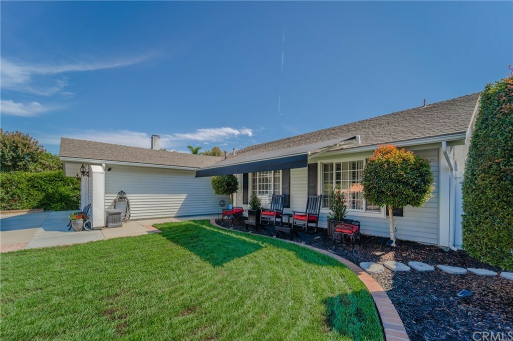 Property Photo:  14682 Pepper Tree Circle  CA 92780 