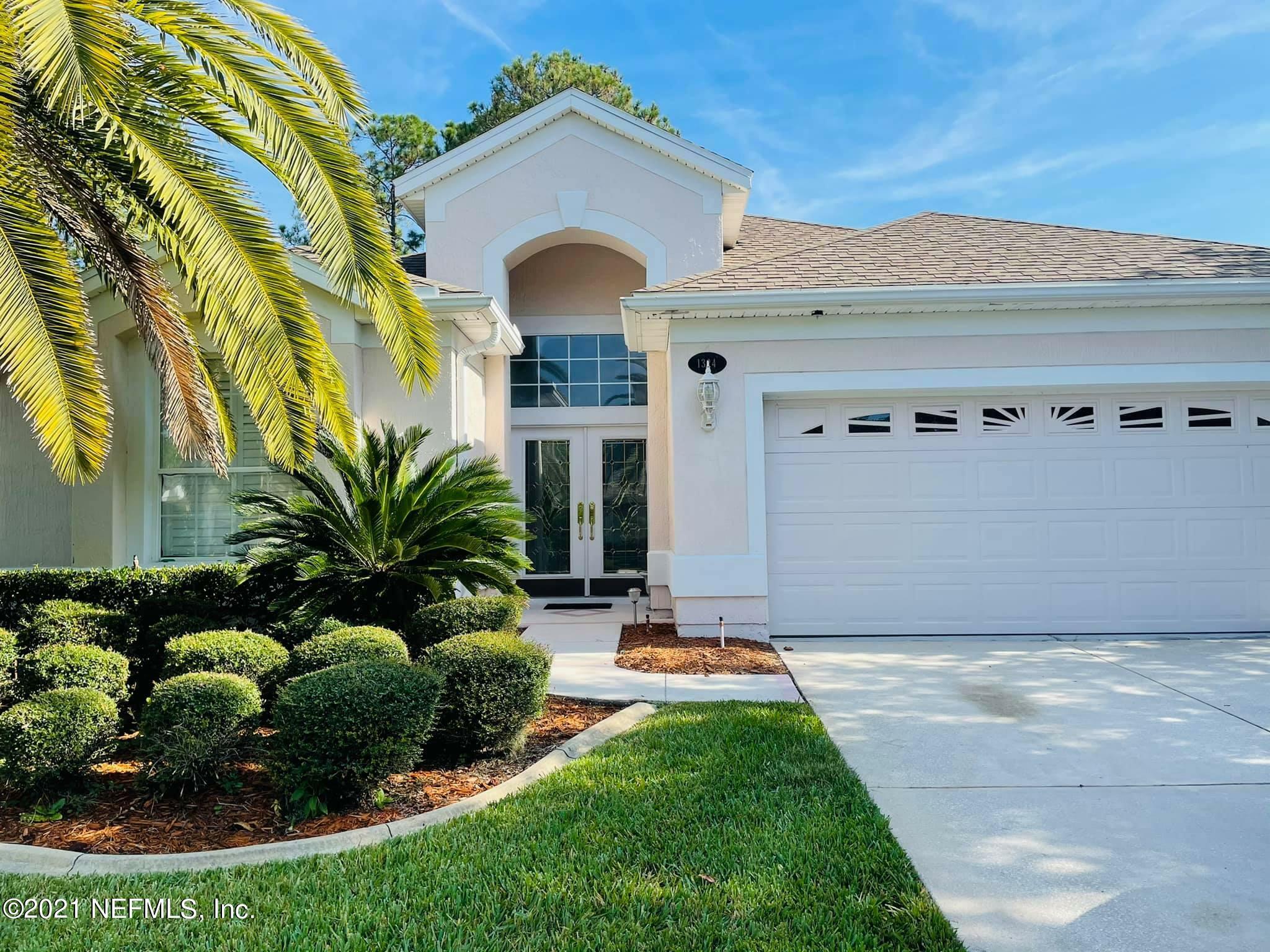 Property Photo:  1324 Fairway Village Drive  FL 32003 